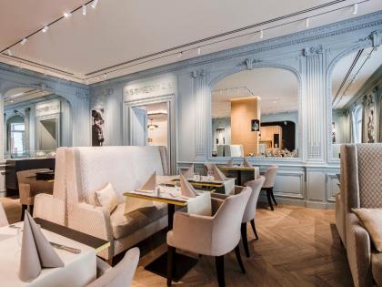 Hotel Royal Saint Honore Paris Louvre - image 3
