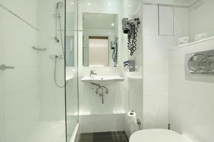 Hotel Beaugrenelle Tour Eiffel - image 18