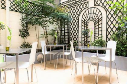 Glasgow Monceau by Patrick Hayat - image 8