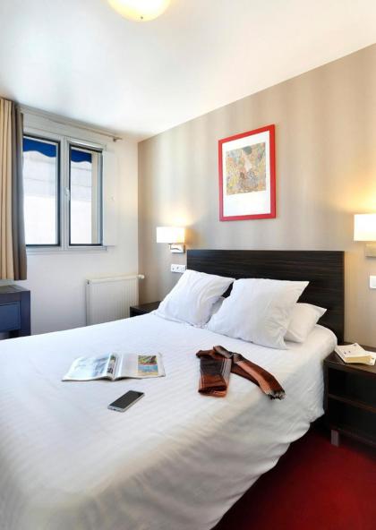 Grand Hotel Senia - image 17