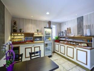 Grand Hotel Senia - image 2