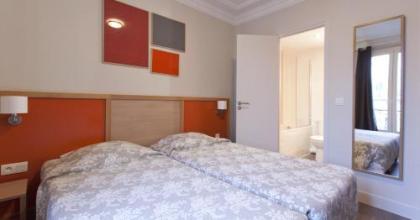 Est Hotel - image 19