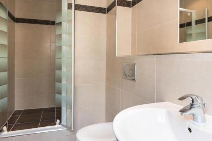 L'Ouest Hotel - image 2