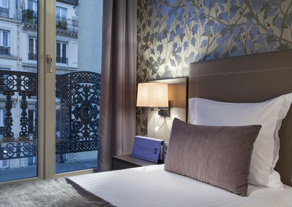 Timhotel Opera Blanche Fontaine - image 2