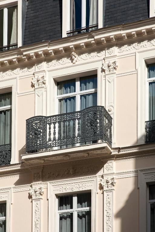 Timhotel Opera Blanche Fontaine - image 6