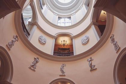 L'Hotel - image 3