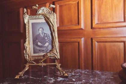 L'Hotel - image 5