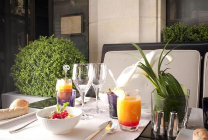 Hotel Montalembert - image 16