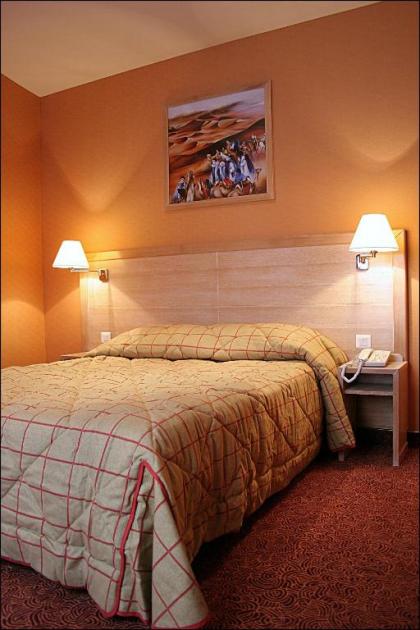 Grand Hotel Dore - image 10
