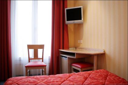 Grand Hotel Dore - image 16