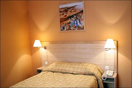 Grand Hotel Dore - image 18