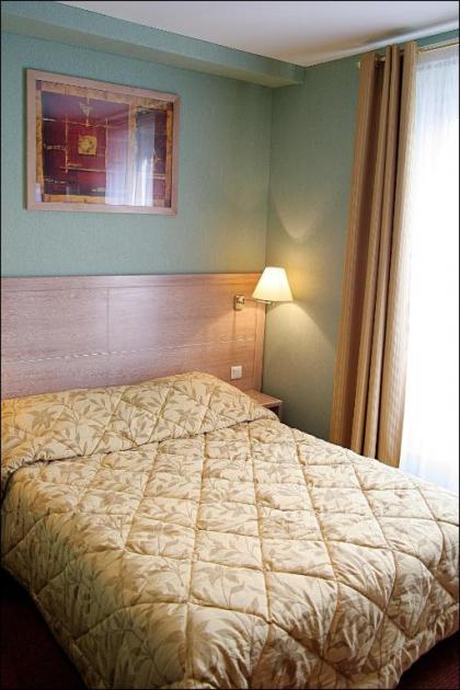 Grand Hotel Dore - image 2