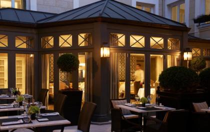 Hotel Castille Paris - image 17
