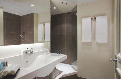 Novotel Paris Centre Tour Eiffel - image 6