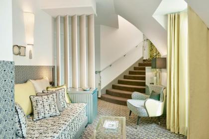 Le Burgundy Paris - image 19