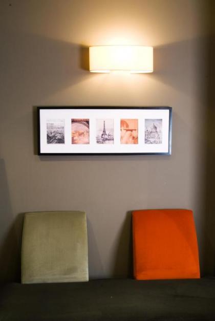 Hotel De L'Exposition - Tour Eiffel - image 4