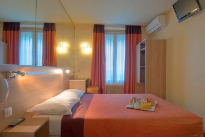 Hotel De France Quartier Latin - image 13