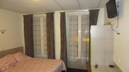 Hotel Jarry Confort - image 11