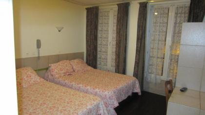 Hotel Jarry Confort - image 12