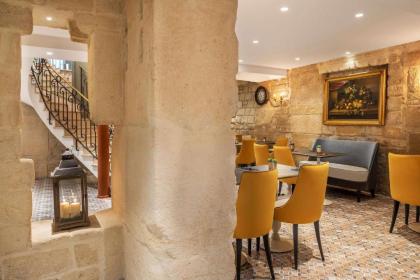 Hotel Ducs de Bourgogne - image 20