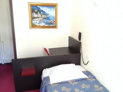 Vintimille Hotel - image 11
