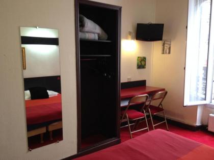 Vintimille Hotel - image 20