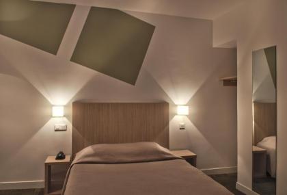 Hotel Angleterre Etoile - image 3