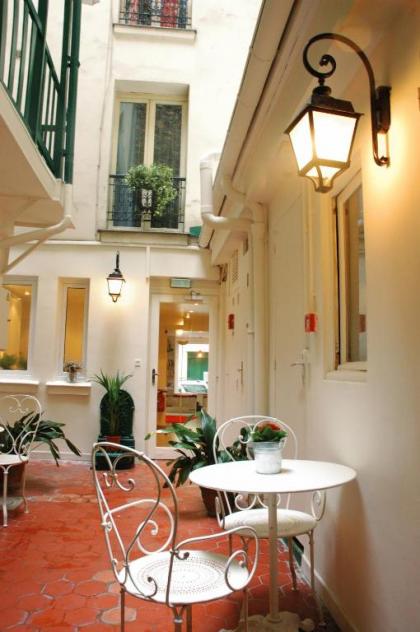 Hotel Angleterre Etoile - image 6