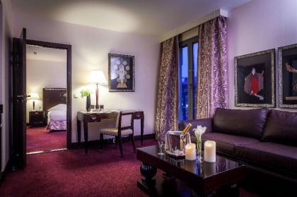 Hotel Du Collectionneur Arc De Triomphe - image 3