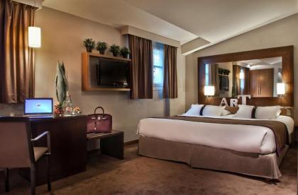 Holiday Inn Paris Elysees - image 12