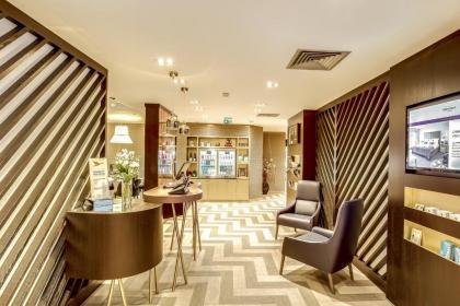 Mercure Paris Arc De Triomphe Etoile - image 10