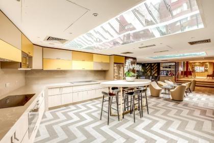 Mercure Paris Arc De Triomphe Etoile - image 18