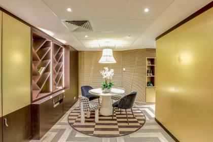 Mercure Paris Arc De Triomphe Etoile - image 9