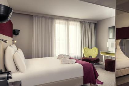 Mercure Paris Bercy Bibliotheque - image 1