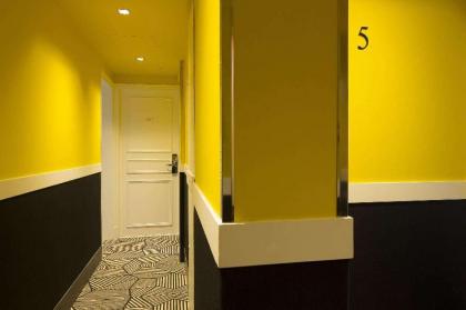Hotel Haussmann St Augustin - image 20