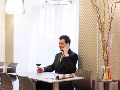 Mercure Paris Opera Lafayette Hotel - image 18