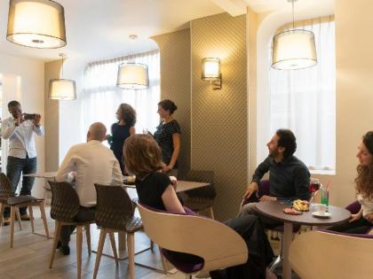 Mercure Paris Opera Lafayette Hotel - image 6