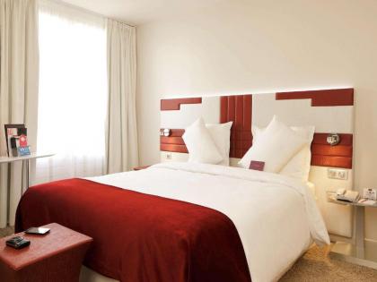 Hotel Mercure Paris Opera Faubourg Montmartre - image 10