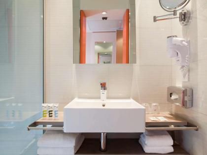 Hotel Mercure Paris 15 Porte de Versailles - image 13