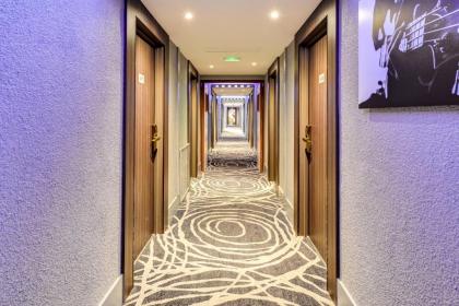 Novotel Paris Bercy - image 17