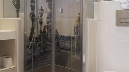 Paris Saint Honore Hotel - image 11