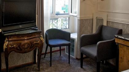 Paris Saint Honore Hotel - image 14
