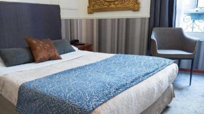 Paris Saint Honore Hotel - image 4