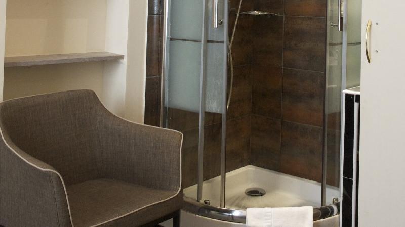 Paris Saint Honore Hotel - image 5
