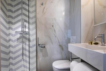 Hotel Maxim Quartier Latin - image 19