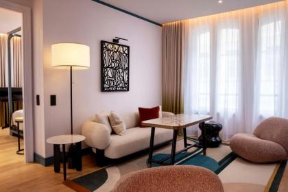Hotel Bel Ami - image 12