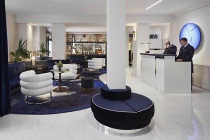 Hotel Bel Ami - image 4