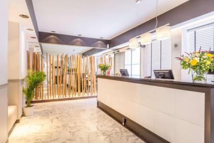 Sure Hotel by Best Western Paris Gare du Nord - image 14