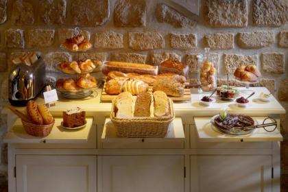 Le Relais Montmartre - image 11