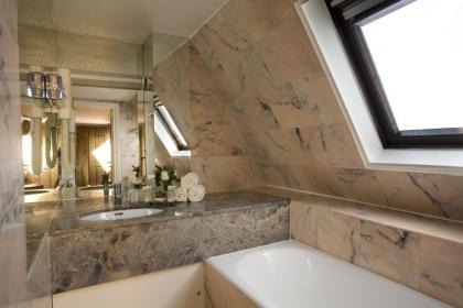 Hotel Des Marronniers - image 4